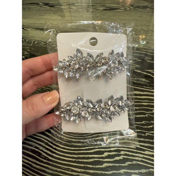 2 pc Elegant Crystal Bridal Hair Clip Shrapnel Glittery Leaf Design Suitable new - Picture 11 of 12